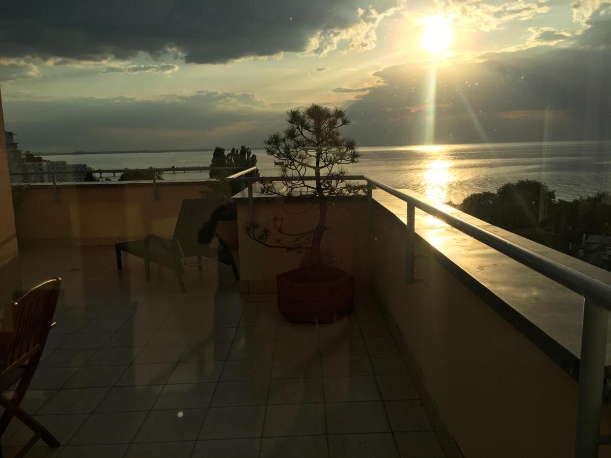 Wolin-travel Fala Z Widokiem Na Morze *